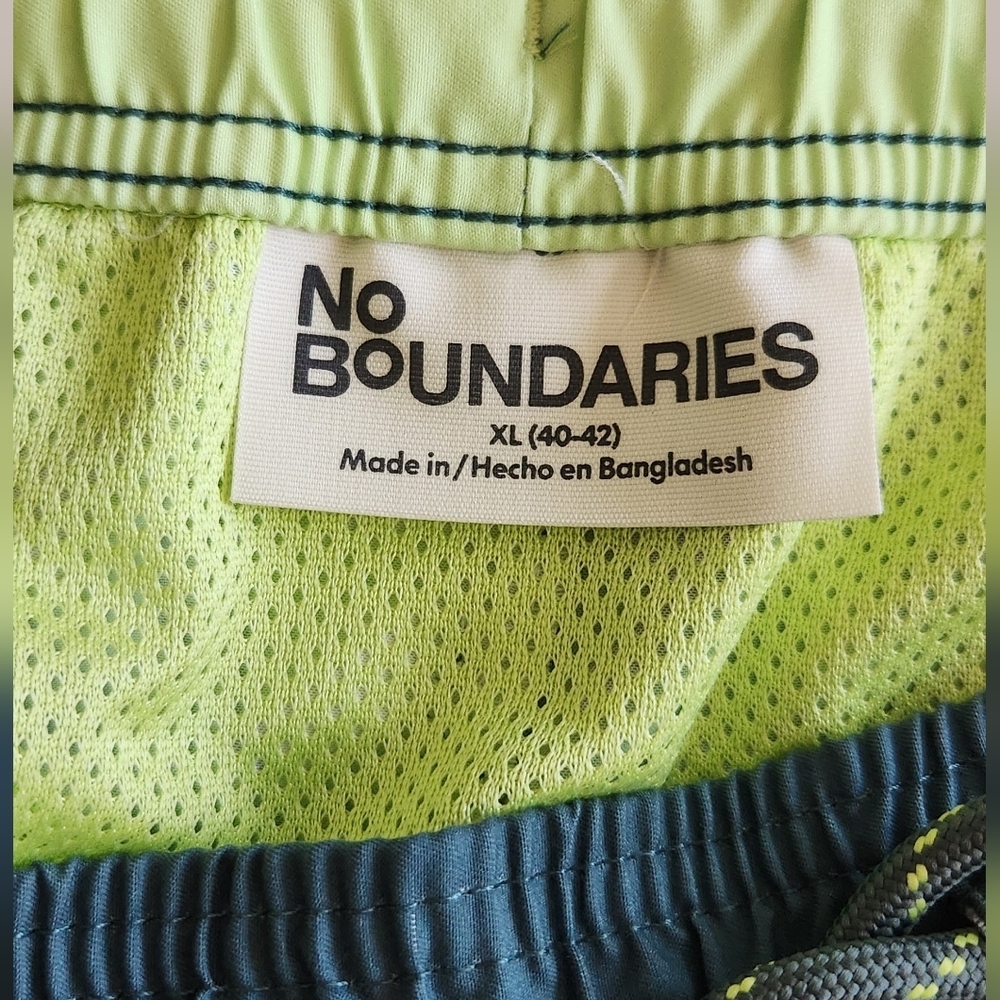 π΄ No Boundaries Menβs Tropical Swim Shorts β Size XL (40β42), NWT, 6β Inseam - Picture 6 of 15